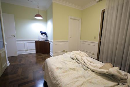 Apartamento para alugar com 278m², 3 quartos e 4 vagasQuarto Suíte 2