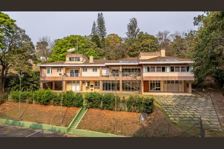 Casa à venda com 1213m², 6 quartos e 4 vagas