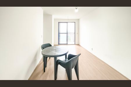 Apartamento à venda com 58m², 3 quartos e 1 vaga Apartamento à venda com 58m², 3 quartos e 1 vagaSala