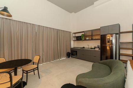 Studio de kitnet/studio para alugar com 1 quarto, 41m² em República, São Paulo