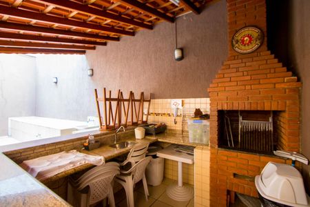 Apartamento à venda com 112m², 2 quartos e 2 vagasÁrea comum - Churrasqueira