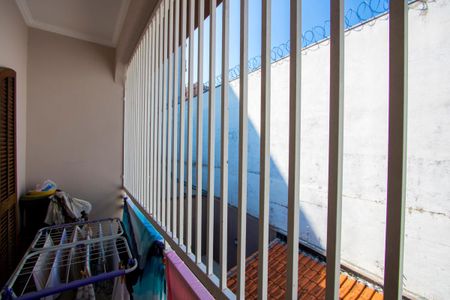 Apartamento à venda com 112m², 2 quartos e 2 vagasVaranda do quarto 2