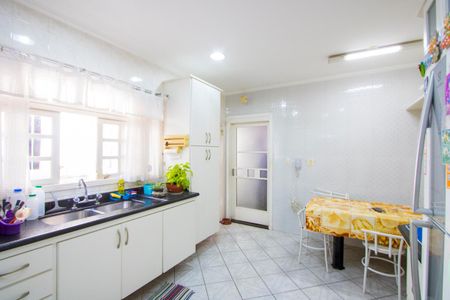 Apartamento à venda com 112m², 2 quartos e 2 vagasCozinha