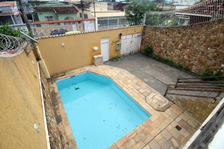 Casa à venda com 335m², 4 quartos e 4 vagasPiscina