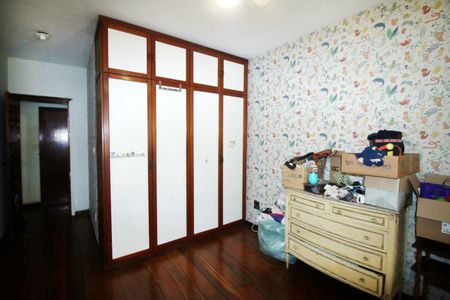 Casa à venda com 335m², 4 quartos e 4 vagasQuarto 1