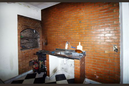 Casa à venda com 335m², 4 quartos e 4 vagasChurrasqueira