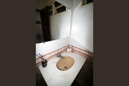 Casa à venda com 335m², 4 quartos e 4 vagasLavabo 1º piso