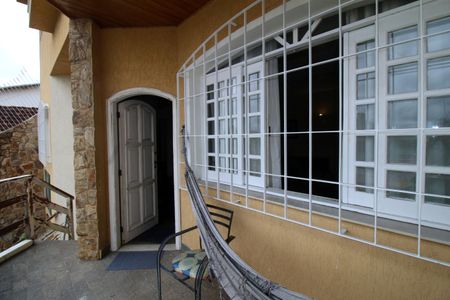 Casa à venda com 335m², 4 quartos e 4 vagasVaranda da sala