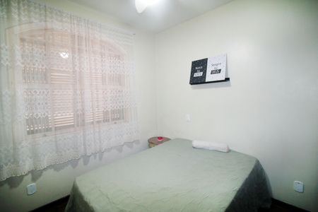 Casa à venda com 335m², 4 quartos e 4 vagasQuarto 2