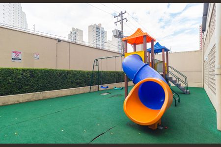 Apartamento à venda com 126m², 2 quartos e sem vagaPlayground