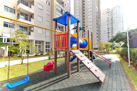 Apartamento à venda com 87m², 2 quartos e 2 vagasÁrea comum - Playground