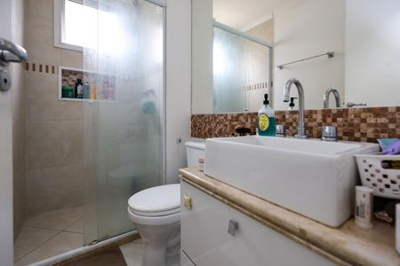 Apartamento à venda com 87m², 2 quartos e 2 vagasBanheiro da Suíte 1