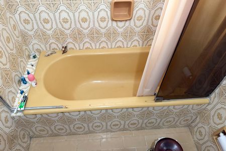 Casa à venda com 148m², 3 quartos e 2 vagasBanheiro - Suíte 
