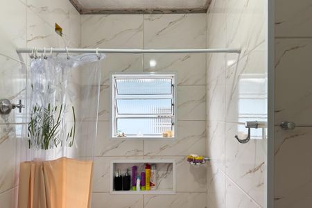 Casa à venda com 148m², 3 quartos e 2 vagasBanheiro Social