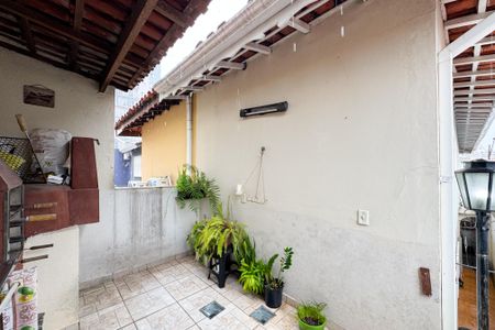 Casa à venda com 148m², 3 quartos e 2 vagasÁrea - Churrasqueira