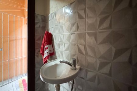 Casa à venda com 148m², 3 quartos e 2 vagasBanheiro de serviço
