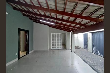 Casa para alugar com 3 quartos, 199m² em Martins, Uberlândia
