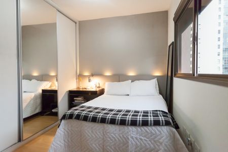 Apartamento à venda com 201m², 3 quartos e 4 vagas Apartamento à venda com 201m², 3 quartos e 4 vagassuite 1