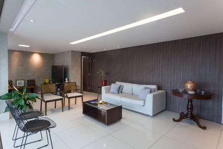 Apartamento à venda com 201m², 3 quartos e 4 vagas Apartamento à venda com 201m², 3 quartos e 4 vagassala