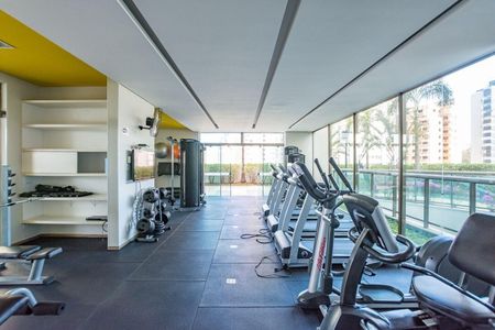 Apartamento à venda com 201m², 3 quartos e 4 vagas Apartamento à venda com 201m², 3 quartos e 4 vagasAcademia