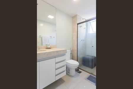 Apartamento à venda com 201m², 3 quartos e 4 vagas Apartamento à venda com 201m², 3 quartos e 4 vagassuite 2