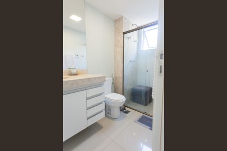 Apartamento à venda com 201m², 3 quartos e 4 vagas Apartamento à venda com 201m², 3 quartos e 4 vagassuite 2