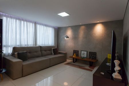 Apartamento à venda com 201m², 3 quartos e 4 vagas Apartamento à venda com 201m², 3 quartos e 4 vagassala