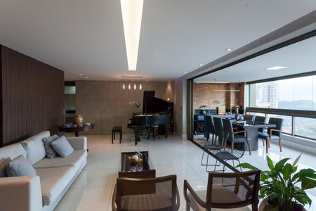 Apartamento à venda com 201m², 3 quartos e 4 vagas Apartamento à venda com 201m², 3 quartos e 4 vagassala