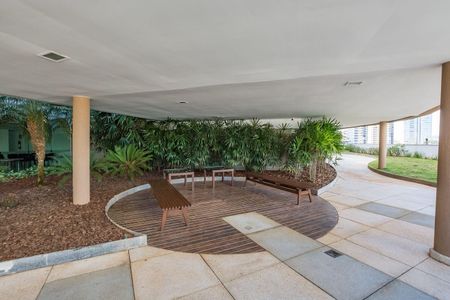 Apartamento à venda com 201m², 3 quartos e 4 vagas Apartamento à venda com 201m², 3 quartos e 4 vagasÁrea comum