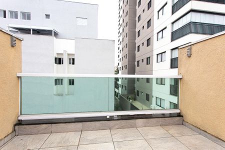 Casa de condomínio à venda com 120m², 2 quartos e 2 vagas Casa de condomínio à venda com 120m², 2 quartos e 2 vagasVaranda