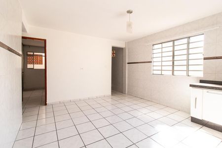 Casa para alugar com 100m², 3 quartos e 3 vagasCozinha