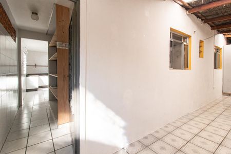 Casa para alugar com 100m², 3 quartos e 3 vagasCorredor