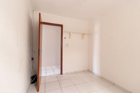Quarto 1 de casa para alugar com 3 quartos, 100m² em Xaxim, Curitiba