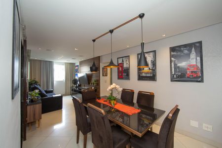 SALA de apartamento à venda com 2 quartos, 80m² em Coracao de Jesus, Belo Horizonte