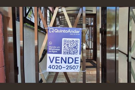 Apartamento à venda com 140m², 3 quartos e 3 vagas Apartamento à venda com 140m², 3 quartos e 3 vagasPlaquinha