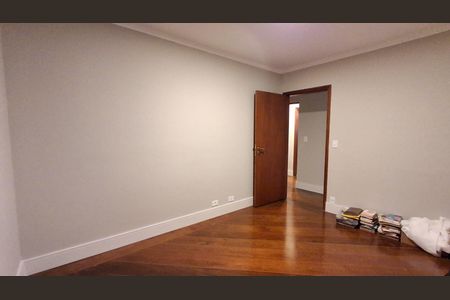 Apartamento à venda com 140m², 3 quartos e 3 vagas Apartamento à venda com 140m², 3 quartos e 3 vagasSuíte 1