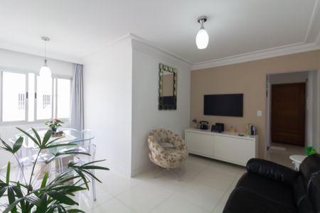 Sala de apartamento à venda com 2 quartos, 67m² em Parque Paineiras, São Paulo