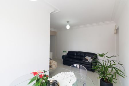 Apartamento à venda com 67m², 2 quartos e 1 vaga Apartamento à venda com 67m², 2 quartos e 1 vagaSala