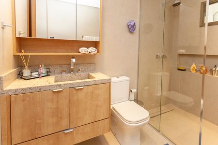 Casa para alugar com 210m², 3 quartos e 3 vagasBanheiro