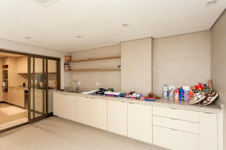 Casa para alugar com 210m², 3 quartos e 3 vagasÁrea de Serviço