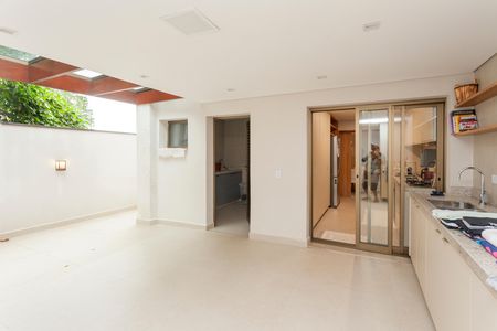 Casa para alugar com 210m², 3 quartos e 3 vagasÁrea de Serviço