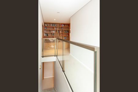 Casa para alugar com 210m², 3 quartos e 3 vagasEscada