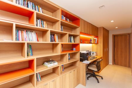 Casa para alugar com 210m², 3 quartos e 3 vagasHome Office