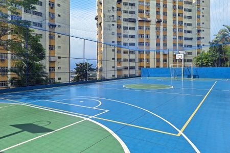 Apartamento à venda com 71m², 2 quartos e 1 vagaÁrea comum