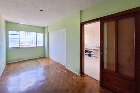 Sala de apartamento à venda com 2 quartos, 71m² em Centro, Niterói