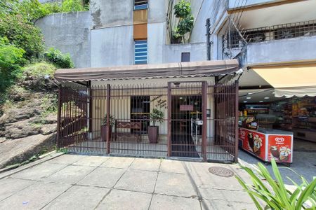 Apartamento à venda com 71m², 2 quartos e 1 vagaFachada