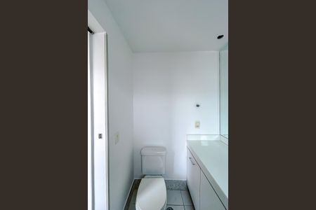 Apartamento à venda com 202m², 5 quartos e 4 vagasBanheiro da Suíte 4