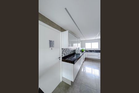 Apartamento à venda com 202m², 5 quartos e 4 vagasCozinha