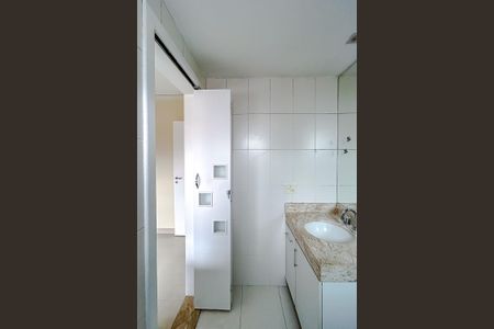 Apartamento à venda com 202m², 5 quartos e 4 vagasBanheiro da Suíte 3