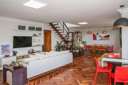 Apartamento à venda com 445m², 4 quartos e 4 vagas Apartamento à venda com 445m², 4 quartos e 4 vagasSala